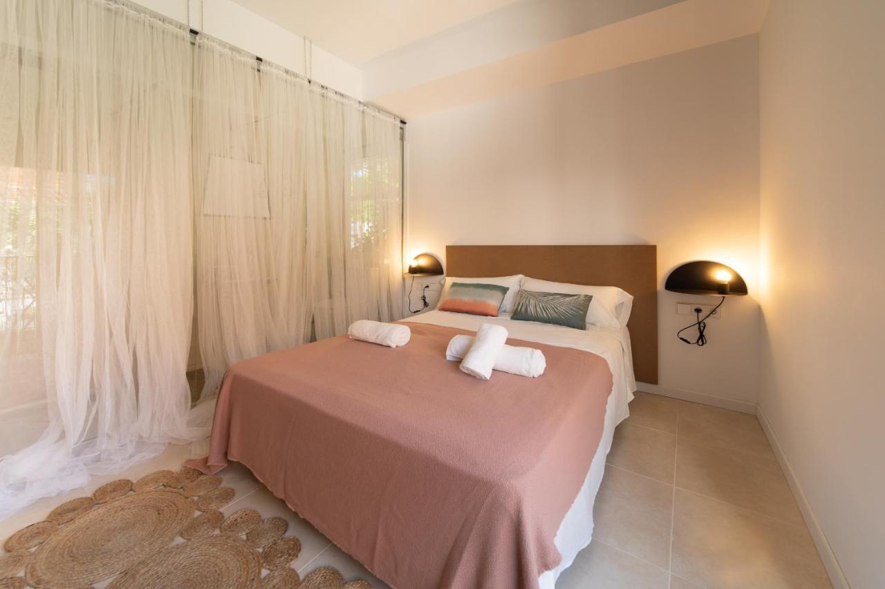 Sitges Beach Hostal ภายนอก รูปภาพ